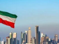 Controlando o fogo no Kuwait após agressão iraniana