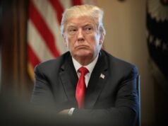 Embaixador dos EUA aprova resolução simbólica pedindo ao Irã que pare a guerra de Trump