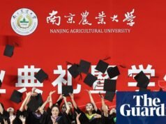 A abundância de graduados na China: milhões de jovens entram no mercado de trabalho sem muitos benefícios | Economia da China