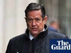 Senador dos EUA acusa Barclays de ‘falhar’ na investigação das ligações do ex-CEO com Epstein | Barclay