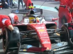 A estrela da Ferrari foi multada após socar a equipe de box