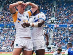 Superliga: Leeds Rhinos 50-16 Bradford Bulls