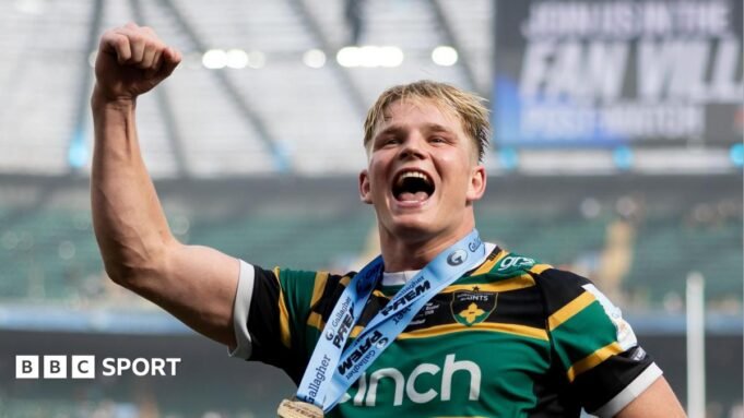 O Northampton Saints venceu o Exeter na semifinal com Olivia Dean e outros pontos de discussão. O Northampton Saints venceu o Exeter na semifinal com Olivia Dean e outros pontos de discussão.