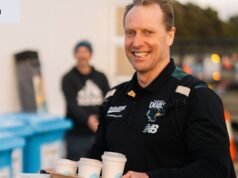 A rede de futebol por trás do renascimento do ex-técnico do Essendon, Matthew Knights, com os Tasmanian Devils