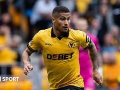 O Aston Villa contratou João Gomes do Wolves por £ 38 milhões.