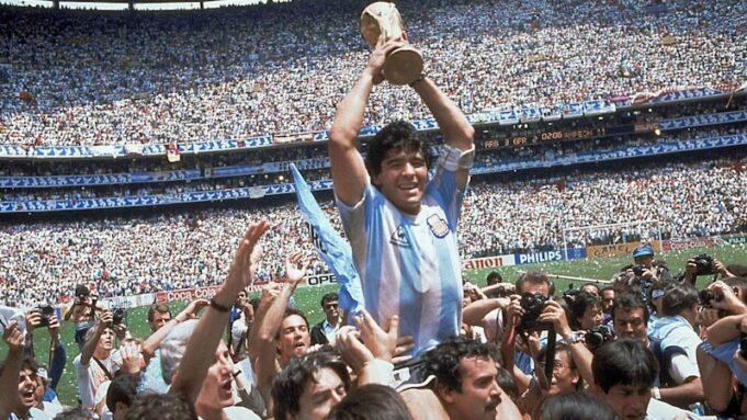 Seis anos após a morte de Diego Maradona, a batalha para lucrar com seu legado continua Seis anos após a morte de Diego Maradona, a batalha para lucrar com seu legado continua