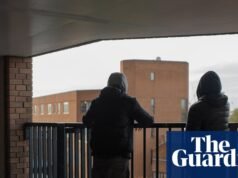 Ministros pedem melhor rastreamento de adolescentes em risco de abandono do trabalho ou da formação na Inglaterra | Empregos e carreiras