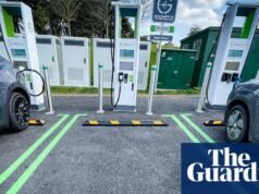 A implantação de carregadores de veículos elétricos no Reino Unido desacelera em meio à incerteza política e ao aumento dos custos de instalação | Indústria automotiva