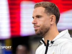 Copa do Mundo de 2026: Jordan Henderson, da Inglaterra, machucou o pulso durante a comemoração