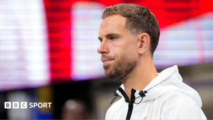 Copa do Mundo de 2026: Jordan Henderson, da Inglaterra, machucou o pulso durante a comemoração