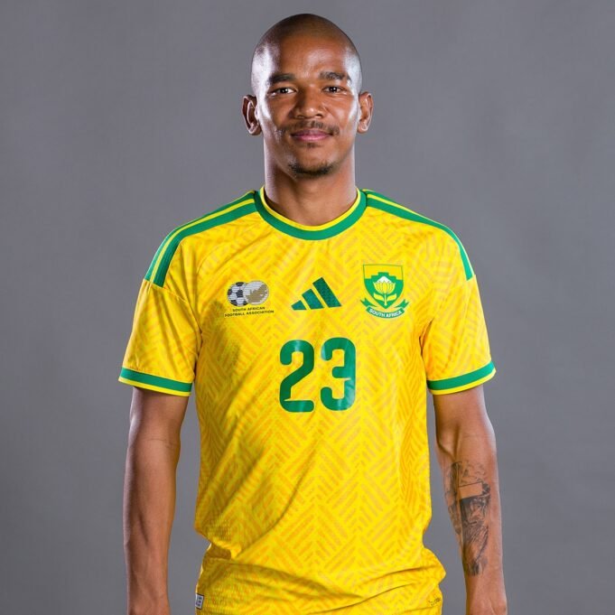 Jogador sul-africano Jayden Adams morre 25 semanas após participação na Copa do Mundo Jogador sul-africano Jayden Adams morre 25 semanas após participação na Copa do Mundo