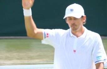 Devil reserva ingresso para a quarta rodada de Wimbledon
