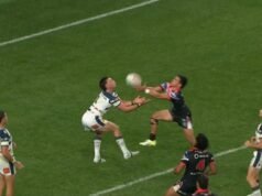 Os Warriors marcaram um try polêmico