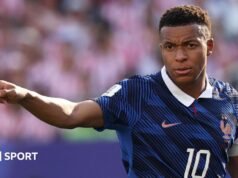 Copa do Mundo de 2026: Kylian Mbappe condena postagens racistas da senadora paraguaia Celeste Amarilla