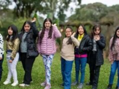 Seleção governante em Juju celebra inclusão e música