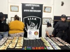 A prisão de duas mulheres pelo crime de compra e venda de drogas em San Miguel de Tucuman