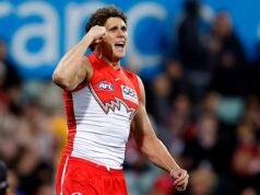 Charlie Curnow marcou seis gols enquanto o Sydney Swans se mostrava forte demais para os Western Bulldogs no SCG