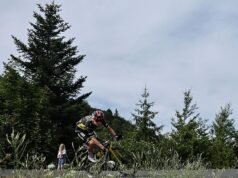 O abandono do Tour de France por Jonas Vingegaard não só prolonga as chances de Tadej Pogačar de um quinto campeonato, mas também prolonga suas chances de ganhar um quinto título. Muda radicalmente a forma como percebemos – a análise.