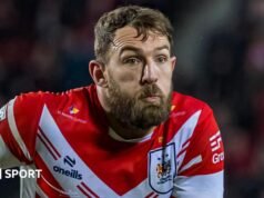 Daryl Clark: St Helens desacelerou com lesão no ligamento do tornozelo