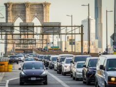 O excesso de velocidade pode custar caro. E não economiza muito tempo. Aqui está o porquê.