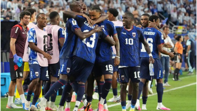 Cabo Verde vai receber a sua equipa com ‘rua’, festa, discurso… Cabo Verde vai receber a sua equipa com ‘rua’, festa, discurso…