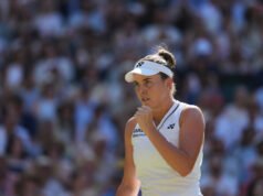 Noskova domina Mochova na festa tcheca de Wimbledon