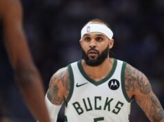 NBA ‘ainda considerando’ situação em relação à contratação do ex-jogador dos Blazers pelo Bucks