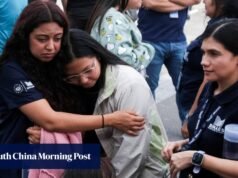 Um poderoso terremoto na costa do México abalou a Guatemala e El Salvador.