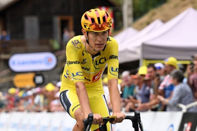 ‘Não é o fim que queríamos para esta aventura amarela’ – Torstein Træen deixa o Tour de France devido a lesão no acidente do Tourmalet