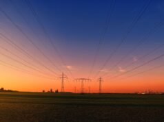 “O desafio já não é tanto quanto é necessário, mas sim se pode ser entregue de forma confiável”: o relatório conclui que os data centers de IA podem consumir mais energia do que o necessário.