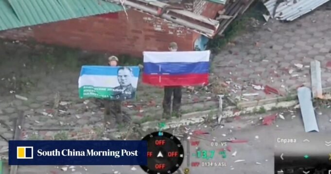 Zelensky negou que a Rússia tenha tomado a principal cidade ucraniana, desafiando Putin a reunir-se lá.