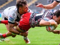 Super League: Hull FC 22-32 Leigh – Os leopardos não conseguem revidar.