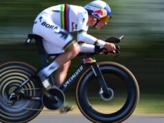 Tour de France: Evenepoel vence contra-relógio para fortalecer o segundo lugar