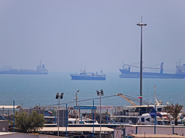 AFP__20260618__B7HW7UM__v1__HighRes__IranUsIsraelWarTransportHormuz-1783837436.jpg