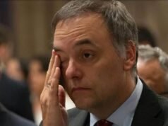 Justiça proíbe Manuel Adorni de deixar o país por risco de fuga POLÍTICA El Intransigente