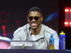 Anthony Joshua ‘poderia passar os próximos três anos no ringue’