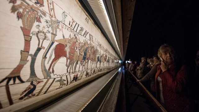 Bayeux_Tapestry_.jpg