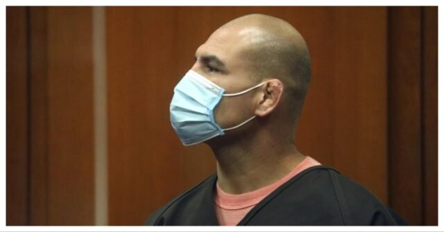 Cain-Velasquez-via-LA-Times.jpg