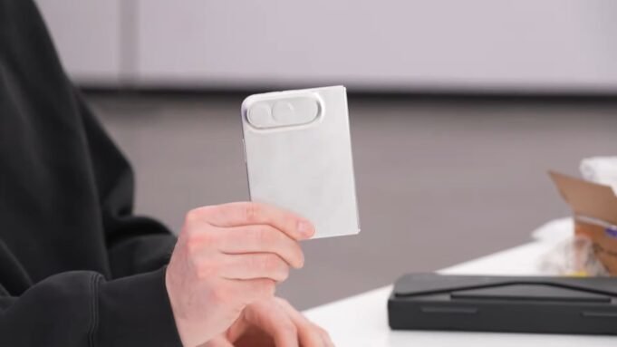 Uso telefones dobráveis há anos – veja como o Galaxy Z Fold 8 e o formato do iPhone Ultra são corrigidos em 2016 Uso telefones dobráveis há anos – veja como o Galaxy Z Fold 8 e o formato do iPhone Ultra são corrigidos em 2016