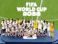 A Inglaterra venceu a França em um jogo louco, com número recorde de gols, e levou o prêmio de consolação do terceiro lugar