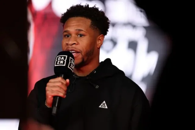 DevinHaney-WeighIn-01302026-01.webp.webp