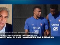 ‘Parece que a política está começando a abafar parte do grande futebol.’