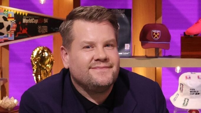 James Corden reúne equipe do ‘Late Night’ após a Copa do Mundo James Corden reúne equipe do ‘Late Night’ após a Copa do Mundo