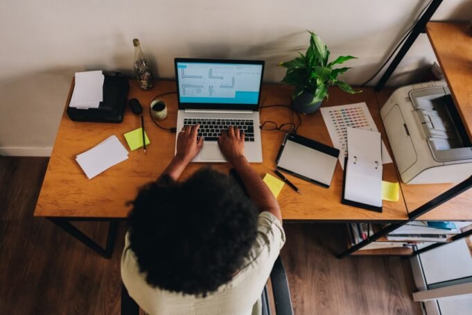5 gadgets de mesa que podem melhorar seu local de trabalho 5 gadgets de mesa que podem melhorar seu local de trabalho