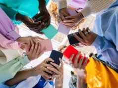 O Reino Unido está considerando um toque de recolher nas redes sociais para jovens de 16 e 17 anos