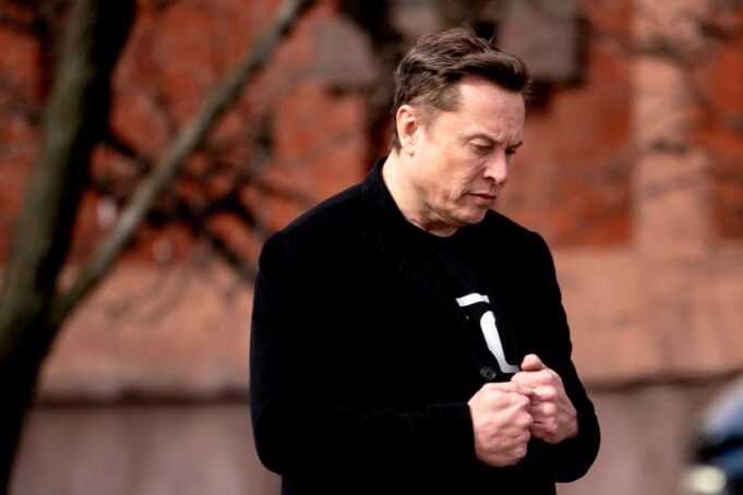 Apesar das ‘dúvidas’, juiz aprova acordo de US$ 1,5 milhão de Elon Musk com a SEC Apesar das ‘dúvidas’, juiz aprova acordo de US$ 1,5 milhão de Elon Musk com a SEC