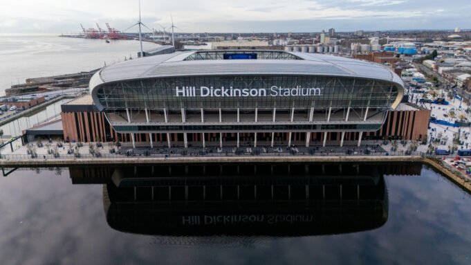 ‘Ter um jogo de rúgbi no norte é uma ambição para as crianças de lá’: Por que a Inglaterra enfrenta Fiji em uma partida do Campeonato das Nações em Liverpool é realmente importante…