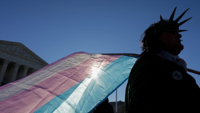 Suprema Corte dos EUA mantém proibição de atletas trans em esportes escolares Suprema Corte dos EUA mantém proibição de atletas trans em esportes escolares