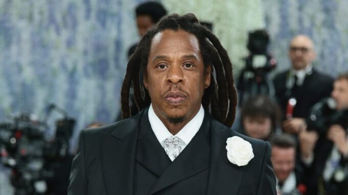 Jay-Z lança faixa bônus ‘4:44’ em todos os serviços de streaming Jay-Z lança faixa bônus ‘4:44’ em todos os serviços de streaming