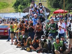 Um dia caótico na vida de um fotógrafo no Tour de France